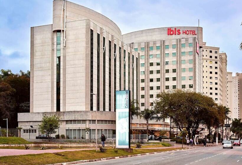 Отель Ibis Santo Andre