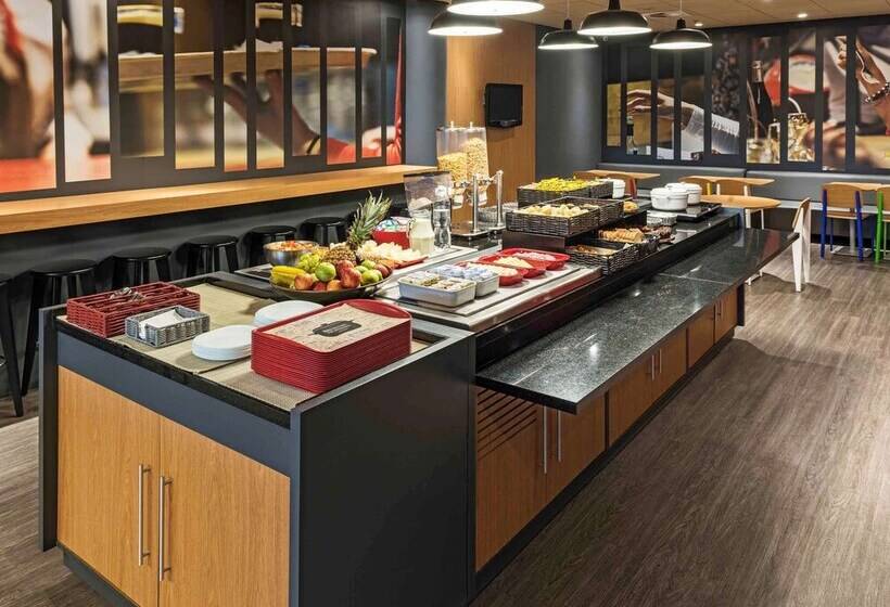 Отель Ibis Santo Andre