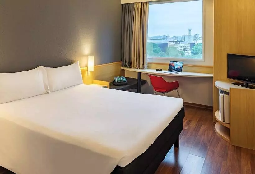 هتل Ibis Santo Andre