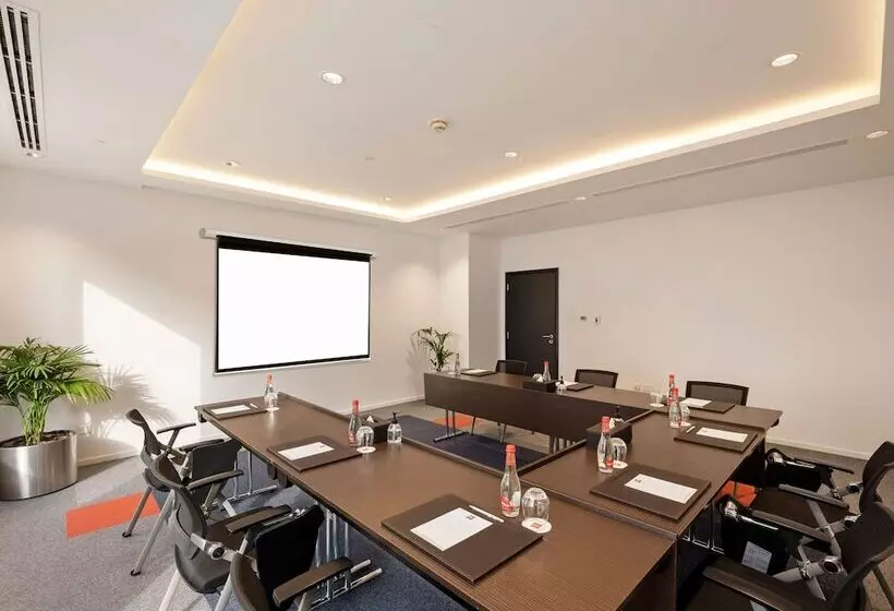 酒店 Ibis World Trade Centre