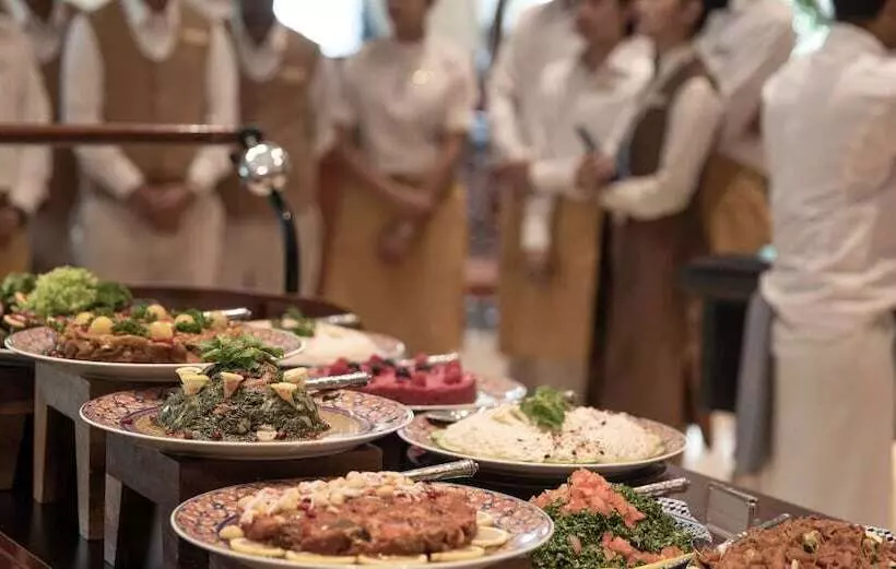 Отель Jumeirah Al Qasr Dubai