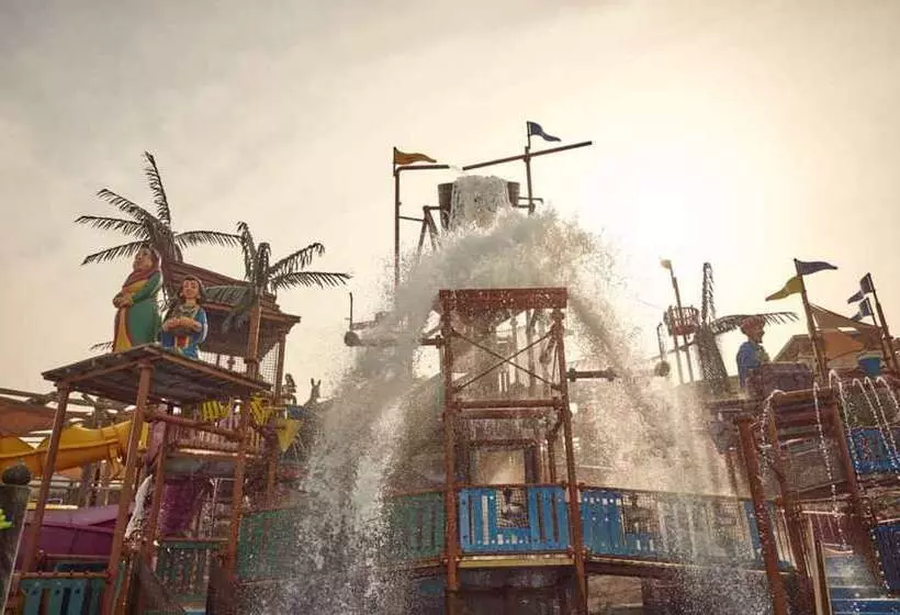 Отель Jumeirah Al Qasr Dubai