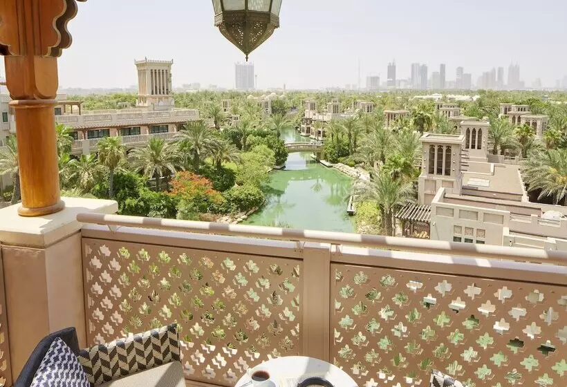 هتل Jumeirah Al Qasr Dubai