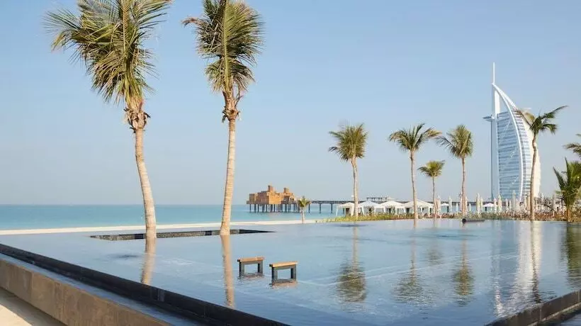 هتل Jumeirah Al Qasr Dubai