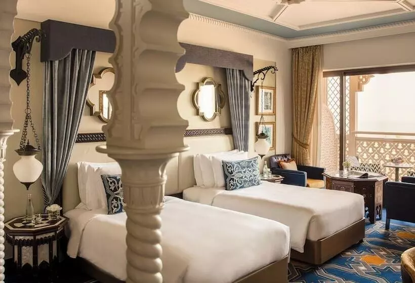 هتل Jumeirah Al Qasr Dubai