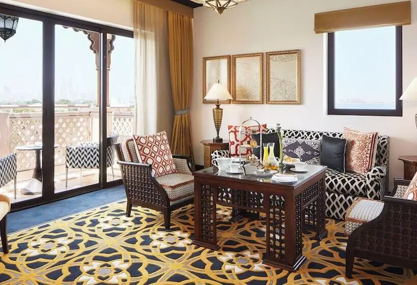 هتل Jumeirah Al Qasr Dubai