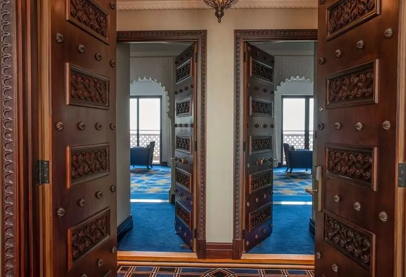 هتل Jumeirah Al Qasr Dubai