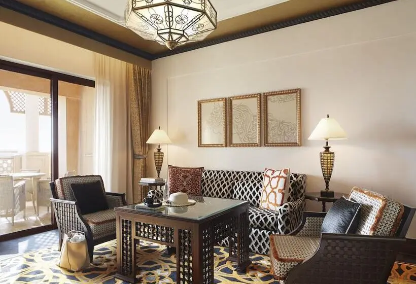 هتل Jumeirah Al Qasr Dubai