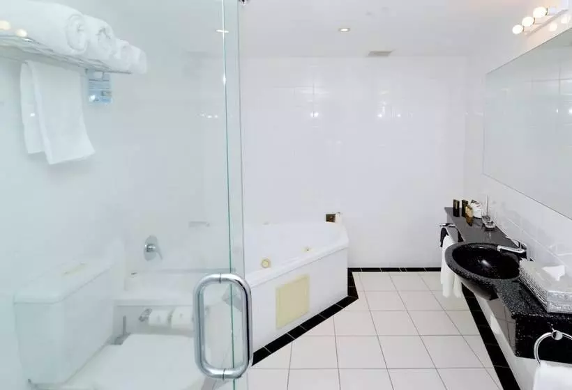 Millennium Hotel New Plymouth, Waterfront