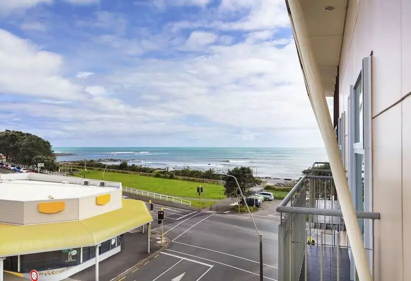 Millennium Hotel New Plymouth, Waterfront