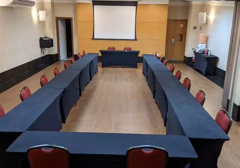 בית מלון כפרי Vitoria Praia