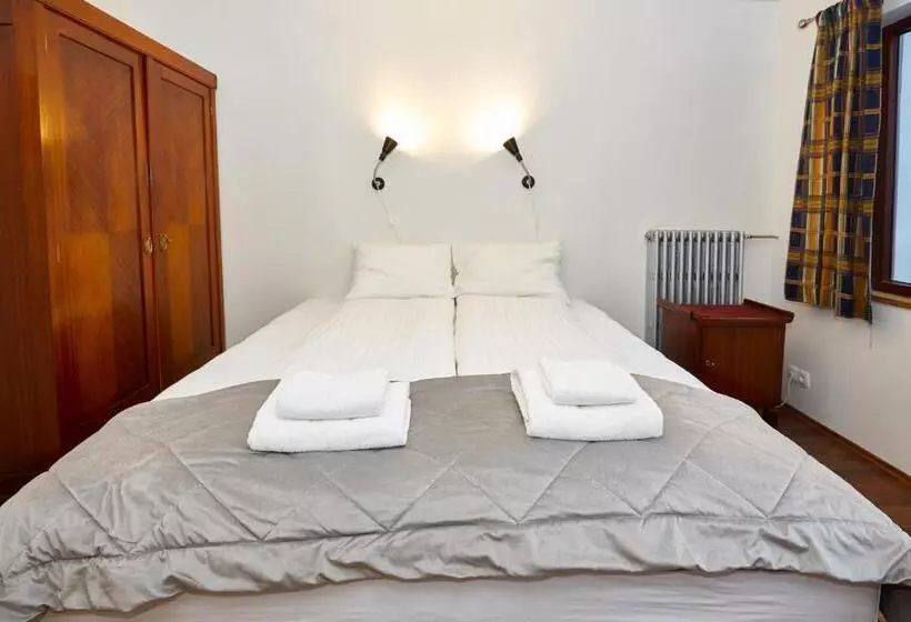 هتل Reykjavik Downtown