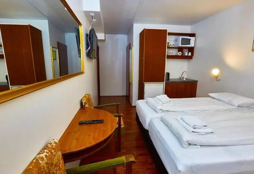 هتل Reykjavik Downtown