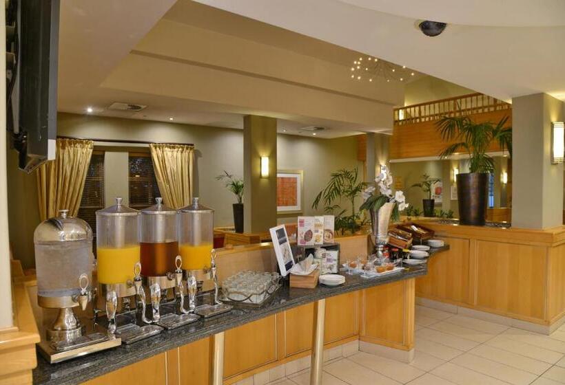 Отель Road Lodge Sandton