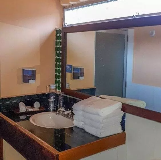 هتل San Buenaventura De Atitlan