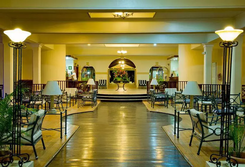 هتل St. Lucian by Rex Resorts