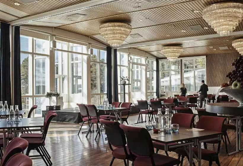 בית מלון כפרי Stenungsbaden Yacht Club