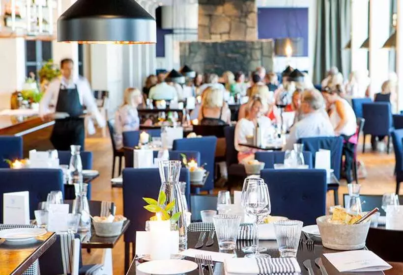 בית מלון כפרי Stenungsbaden Yacht Club