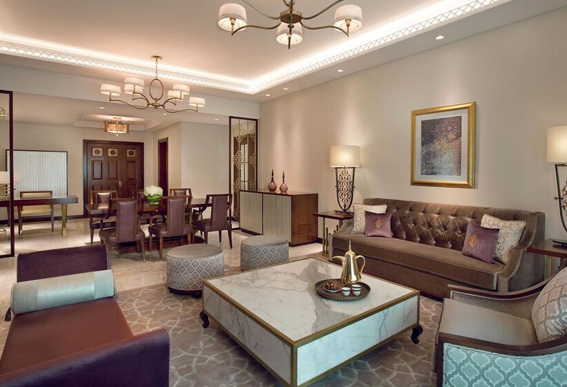 酒店 The Ritz-Carlton, Dubai