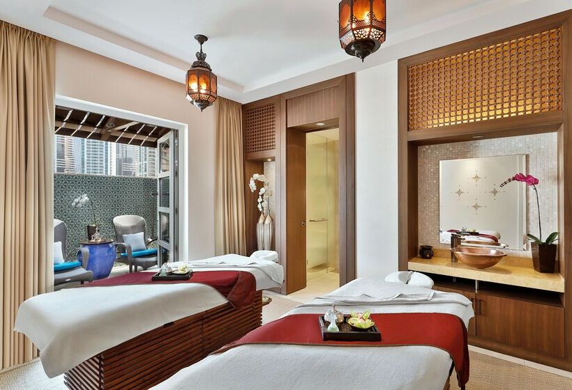 酒店 The Ritz-Carlton, Dubai