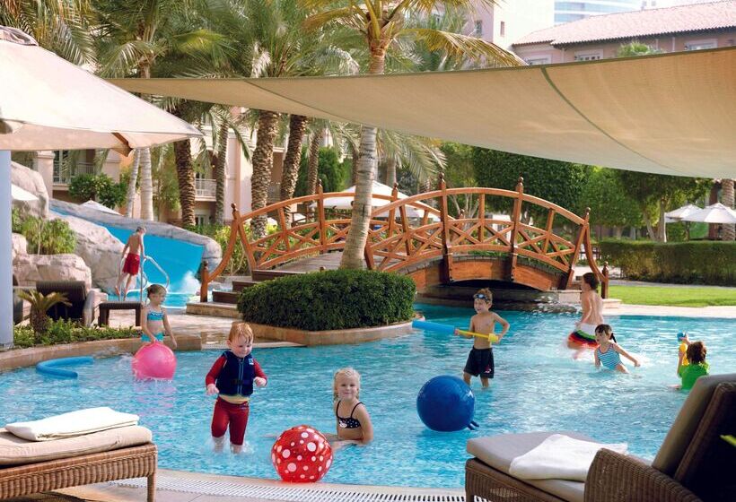 酒店 The Ritz-Carlton, Dubai