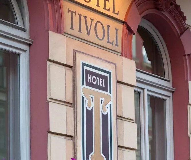 هتل Tivoli Prague