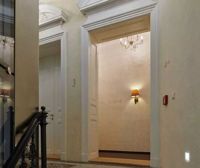 Ventana Hotel Prague