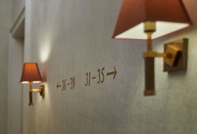 Ventana Hotel Prague