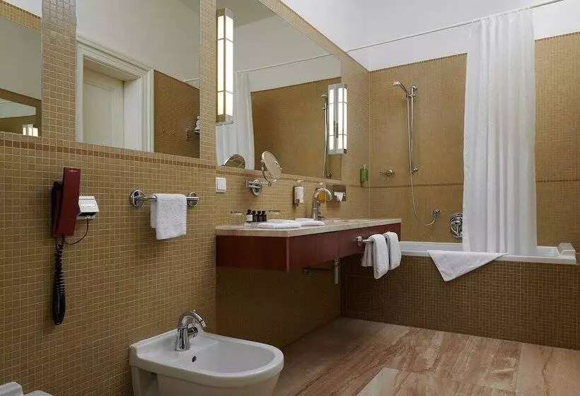 Ventana Hotel Prague