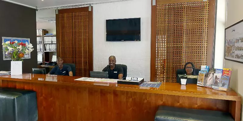 فندق Waterfront Village