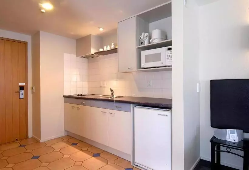 Отель Hurley S Of Queenstown