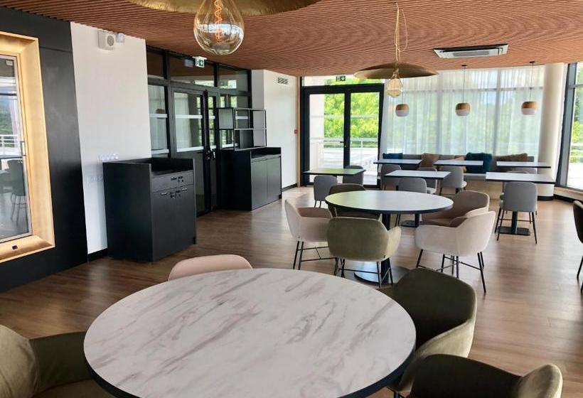 Biarritz Atlantique Lycée Hotelier Management School