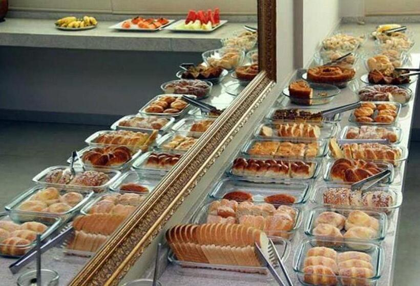 Отель Primavera