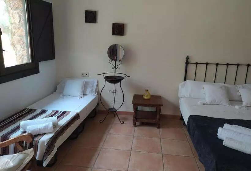 Hotelli La Marmita De Ahlam