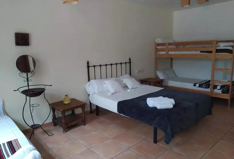 Hotelli La Marmita De Ahlam