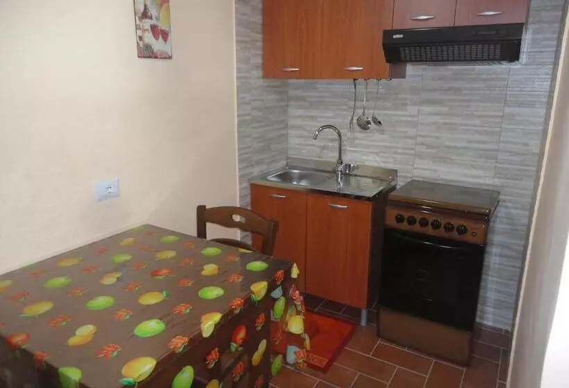 ペンション Affittacamere Casa Di Elide
