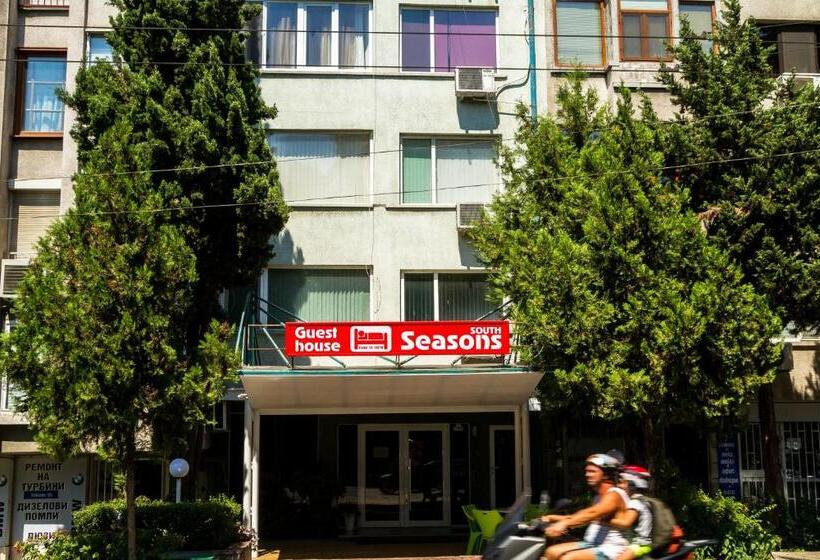 ペンション Sezoni South Burgas