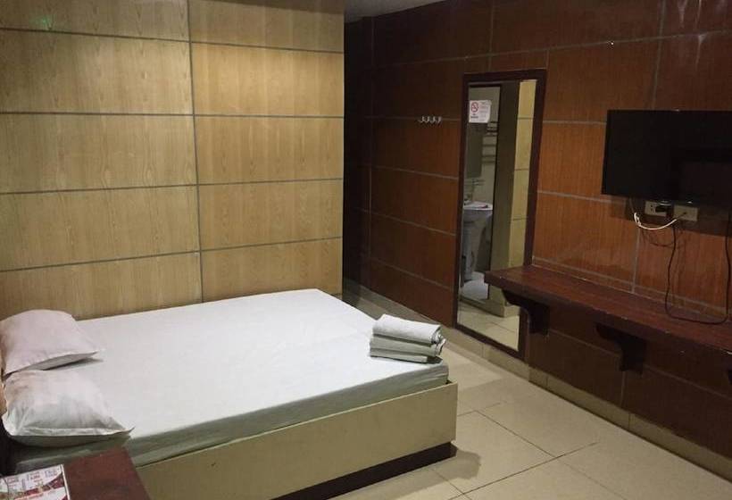 Hotell Oyo 640 Spring