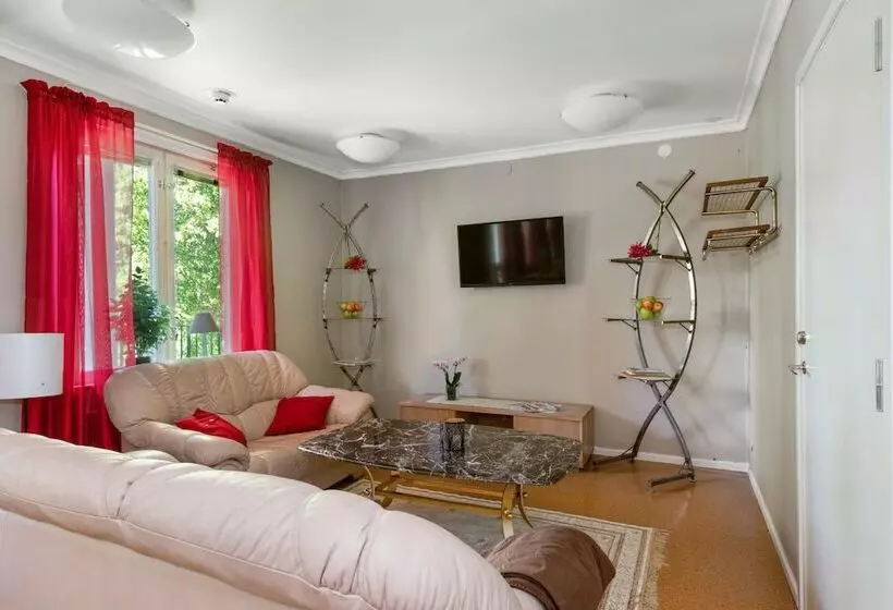 Dalarna Inn   Hostel