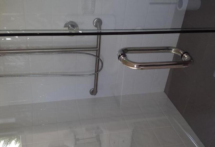 مبيت وإفطار Bass Coast Country Cottages