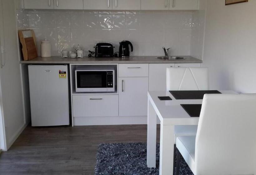 مبيت وإفطار Bass Coast Country Cottages