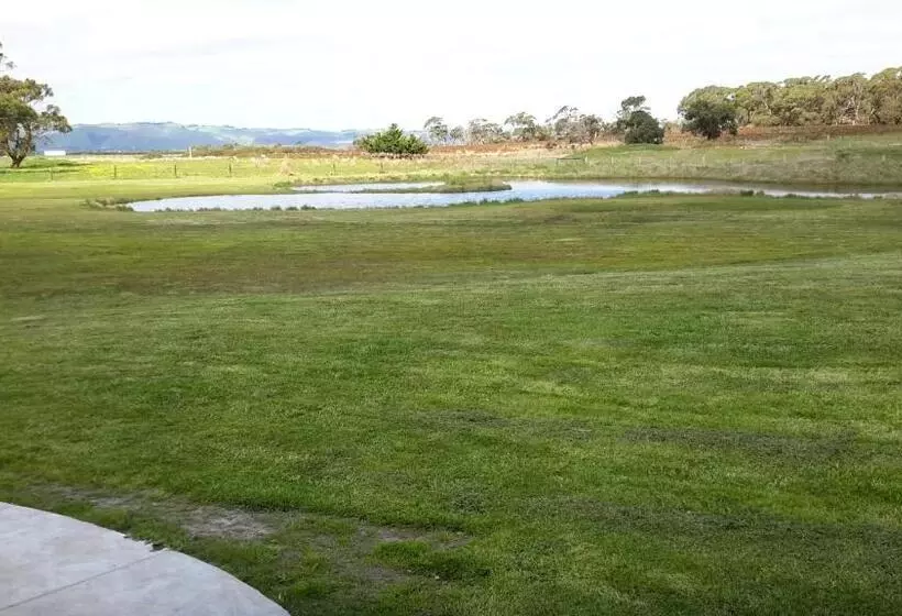 ベッドアンドブレックファースト Bass Coast Country Cottages