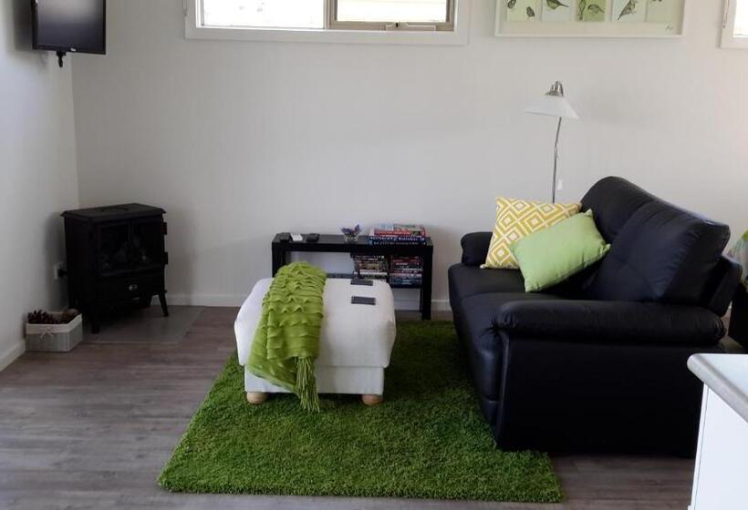 مبيت وإفطار Bass Coast Country Cottages