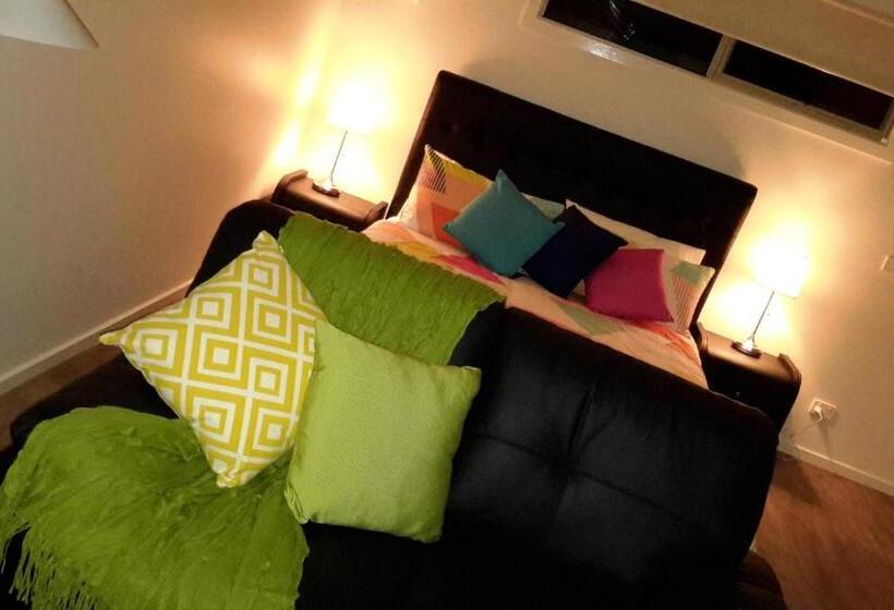 مبيت وإفطار Bass Coast Country Cottages