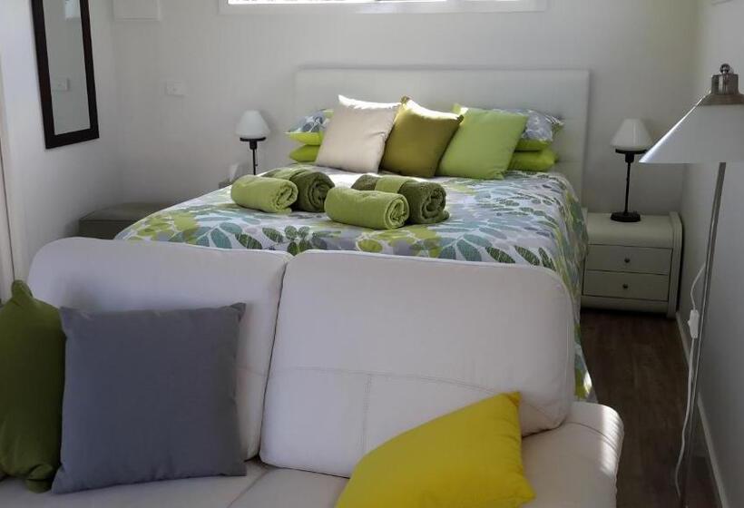 مبيت وإفطار Bass Coast Country Cottages