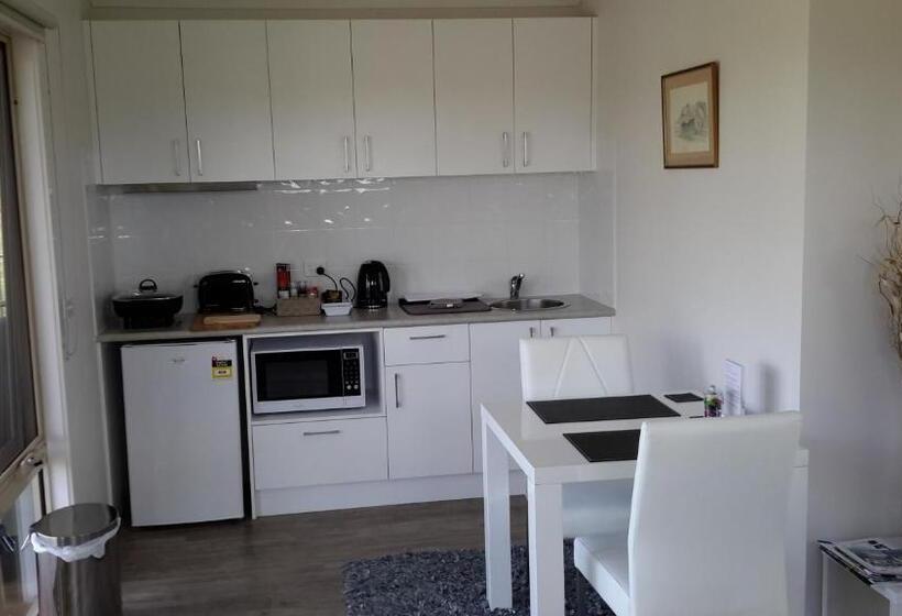 مبيت وإفطار Bass Coast Country Cottages