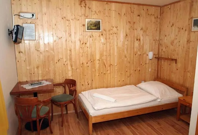 Majatalo Penzion Klopacka