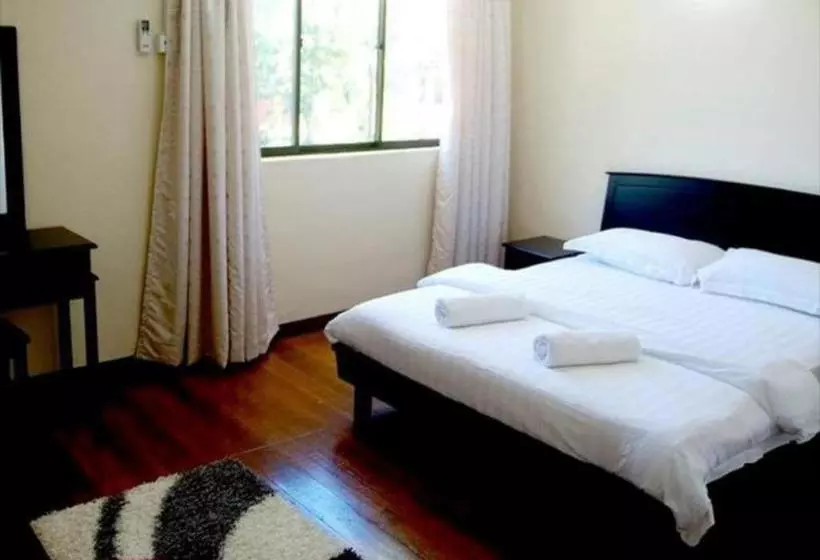 Pension Putra Putri Lodge