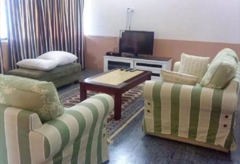 Pension Putra Putri Lodge