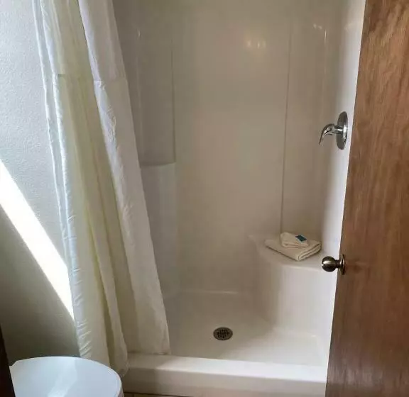 South Platte Cabins & Kennels